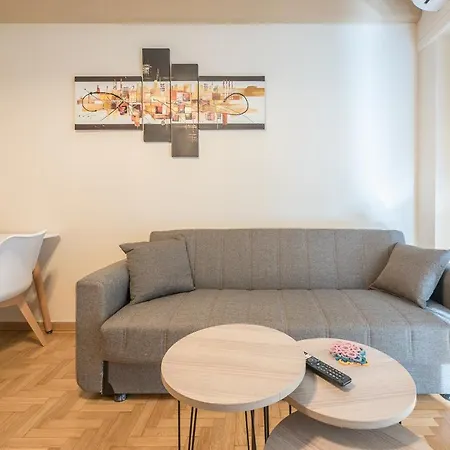 Stylish By Cloudkeys Apartment *