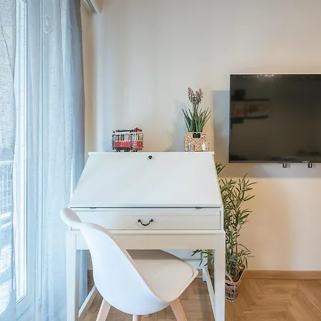 Apartment Stylish By Cloudkeys Athens