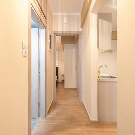 Stylish By Cloudkeys Apartment Athens